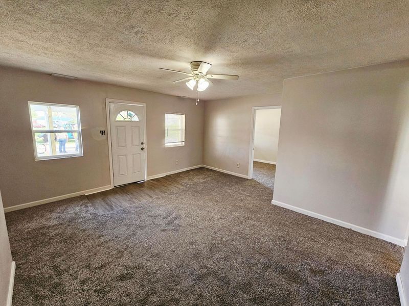 30 Market Street , Bloomingburg, OH 43106 Photo 9