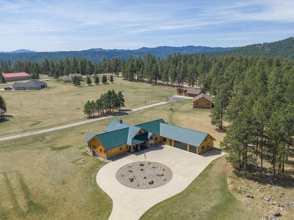 22765 Hat Mountain Drive, Rapid City, SD 57702