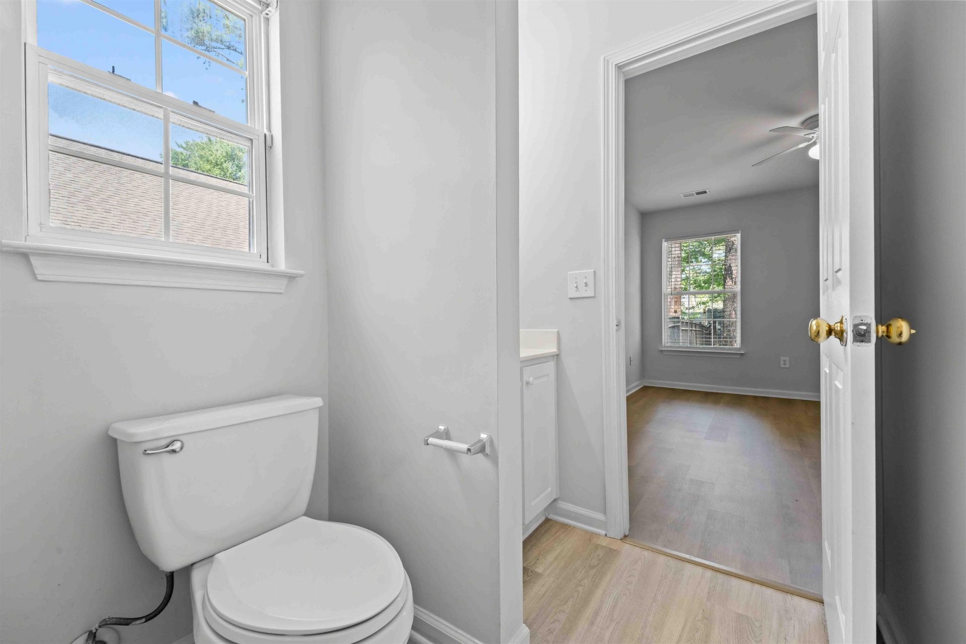 216 Barclay Dr. Photo 21