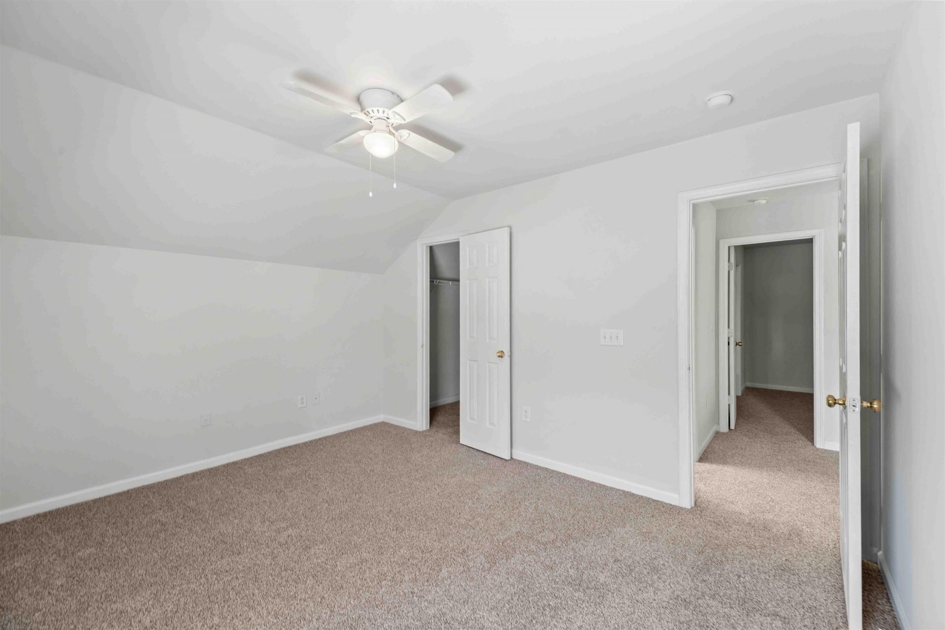 216 Barclay Dr. Photo 29