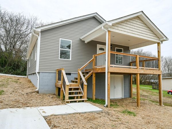 1072 12th Street NE, Cleveland, TN 37311