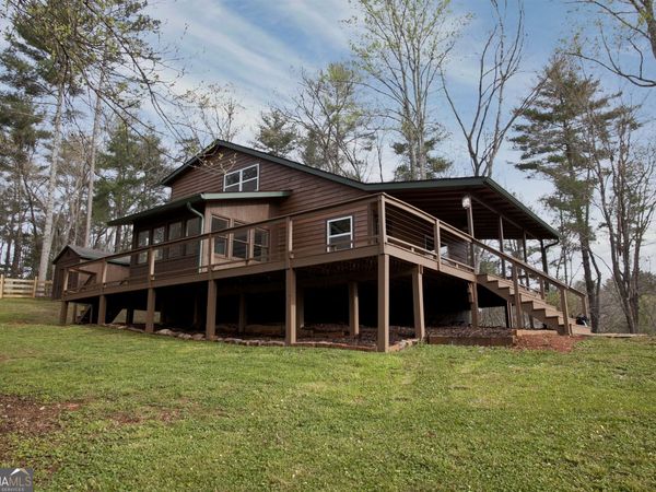 221 Muscadine Road, Dahlonega, GA 30533
