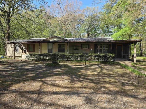 200 New Home Cemetery Road , Pine Bluff, AR 71603