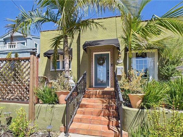 4515 E Vermont, Long Beach, CA 90814