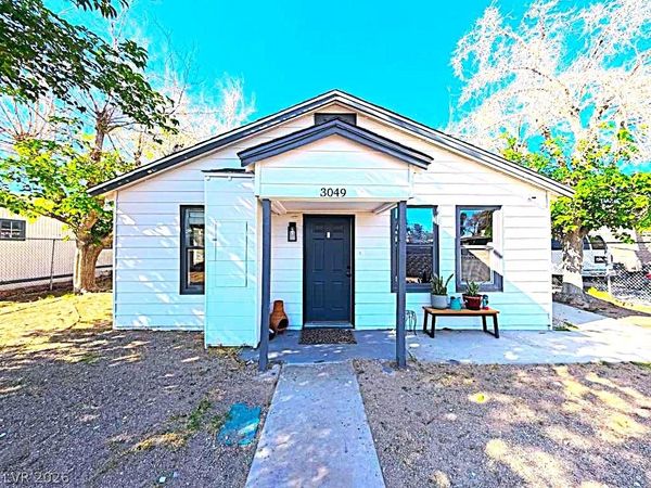 3049 Cedar Street , Las Vegas, NV 89104