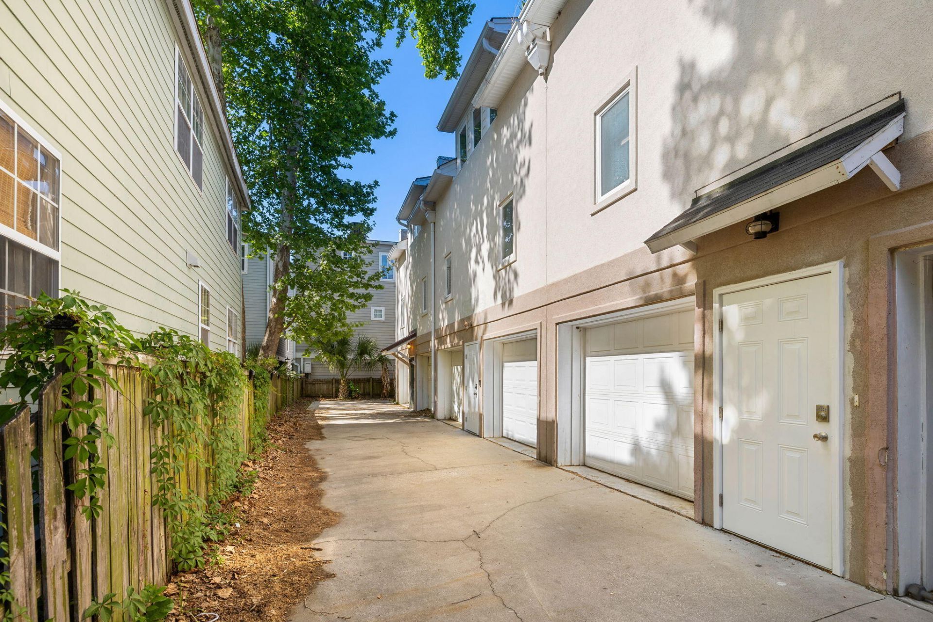 24 Strawberry Lane Photo 13