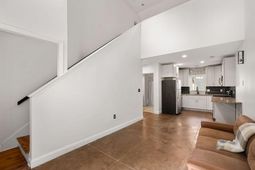 24 Strawberry Lane photo 4