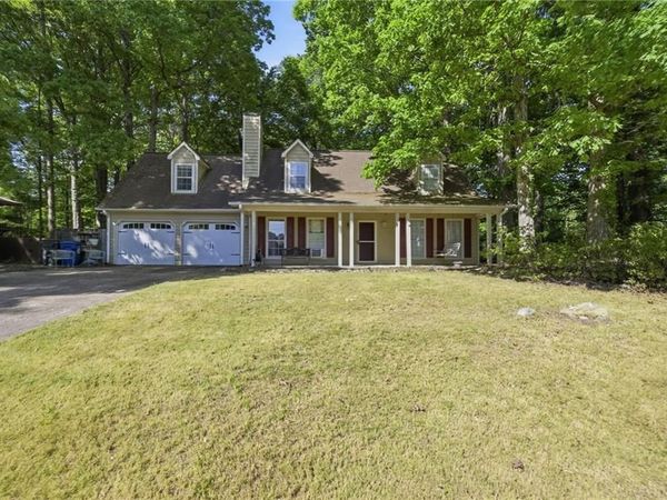 3080 Ashly Cove Lane , Snellville, GA 30078