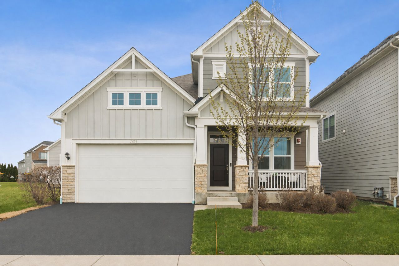 1454 Somerset Place, Barrington, IL 60010