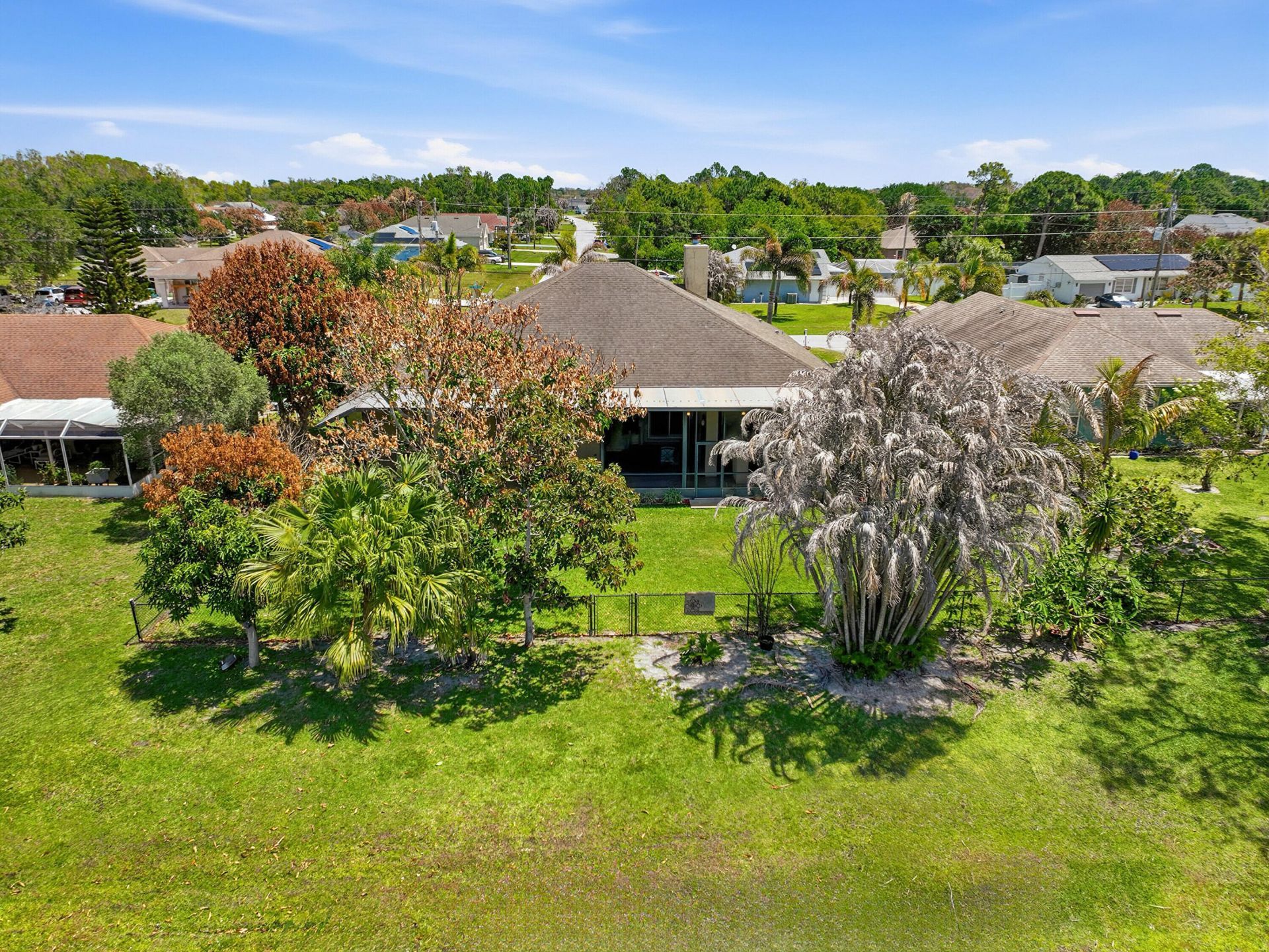 2199 SE Heathwood Circle, Port Saint Lucie, FL 34952 Photo