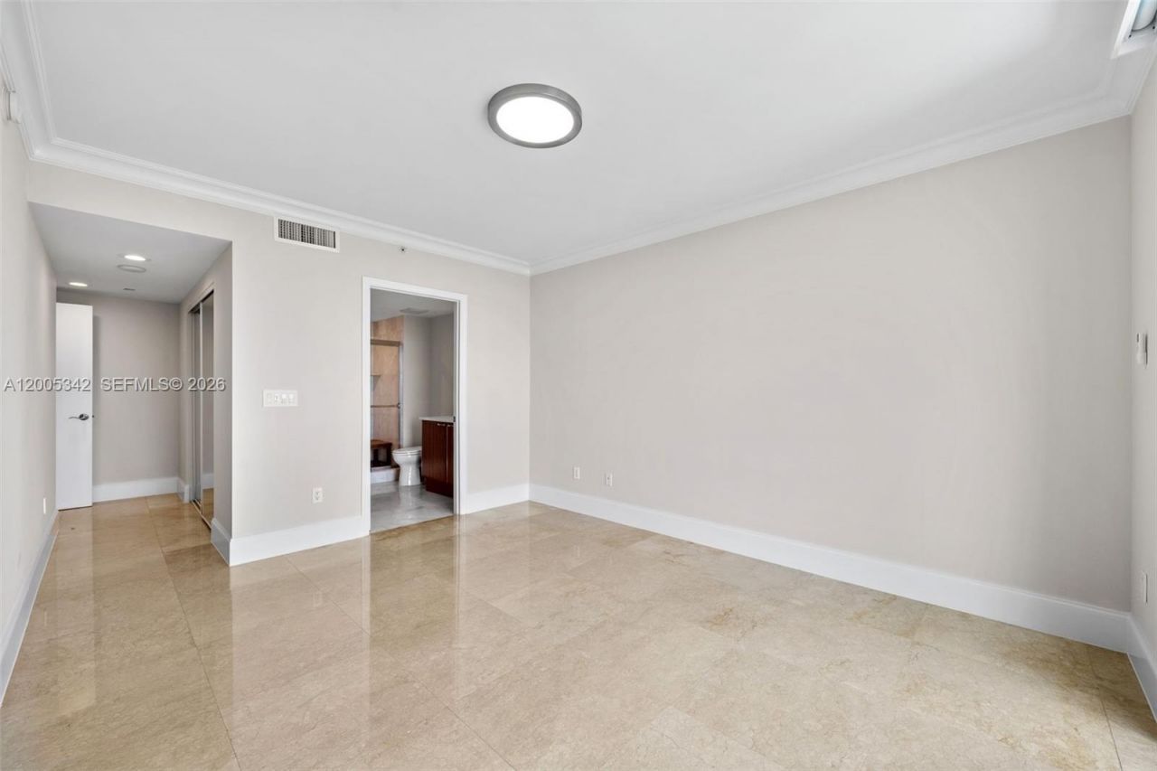 3301 NE 183rd St , Unit 1604, Aventura, FL 33160 Photo