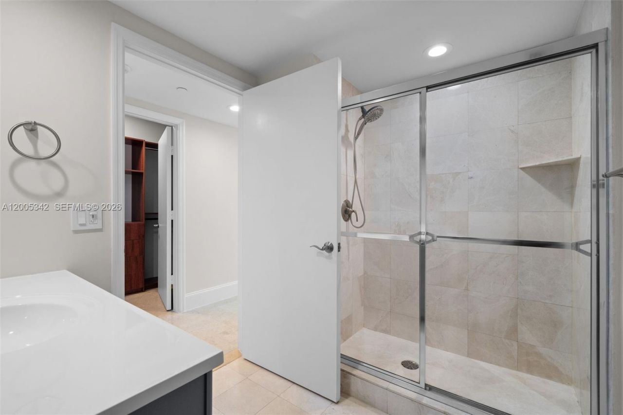3301 NE 183rd St , Unit 1604, Aventura, FL 33160 Photo