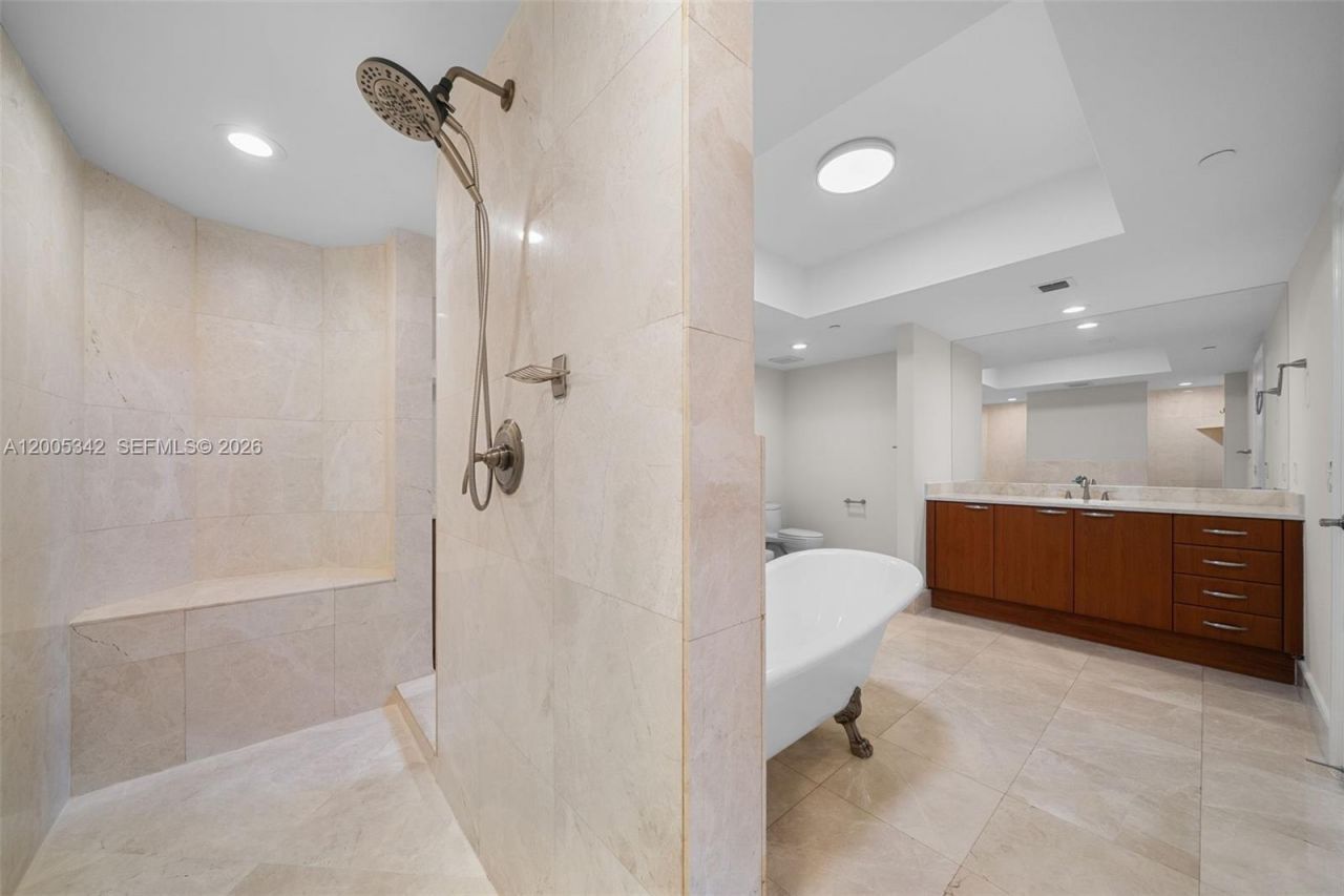 3301 NE 183rd St , Unit 1604, Aventura, FL 33160 Photo