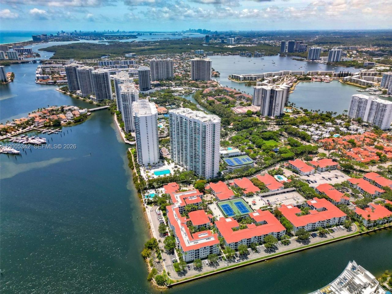 3301 NE 183rd St , Unit 1604, Aventura, FL 33160 Photo