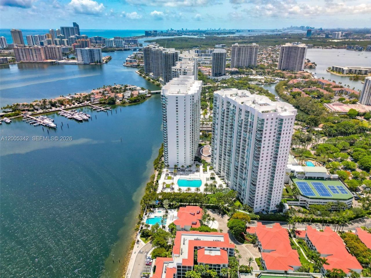 3301 NE 183rd St , Unit 1604, Aventura, FL 33160 Photo