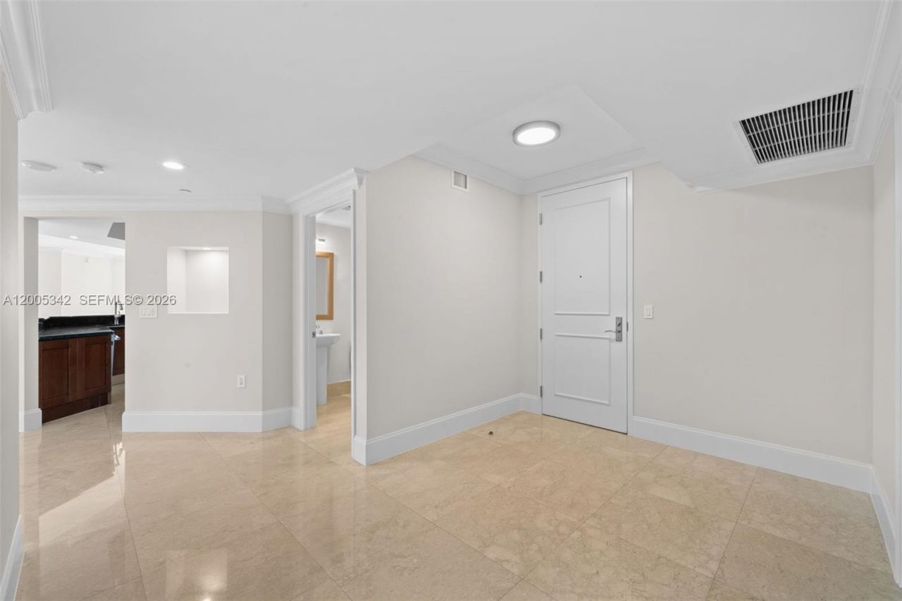 3301 NE 183rd St , Unit 1604, Aventura, FL 33160 Photo