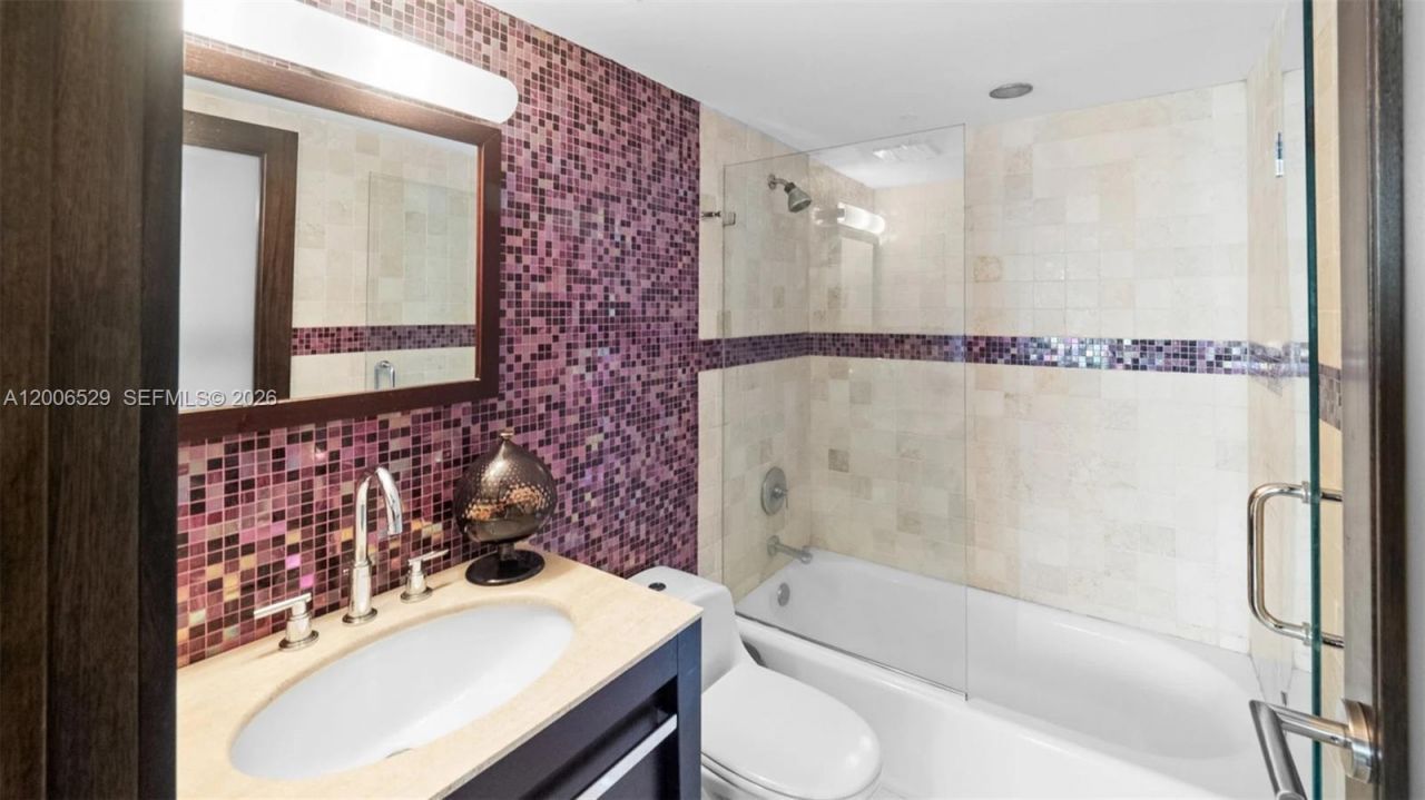 1900 Sunset Harbour Dr, Unit 2008, Miami Beach, FL 33139 Photo