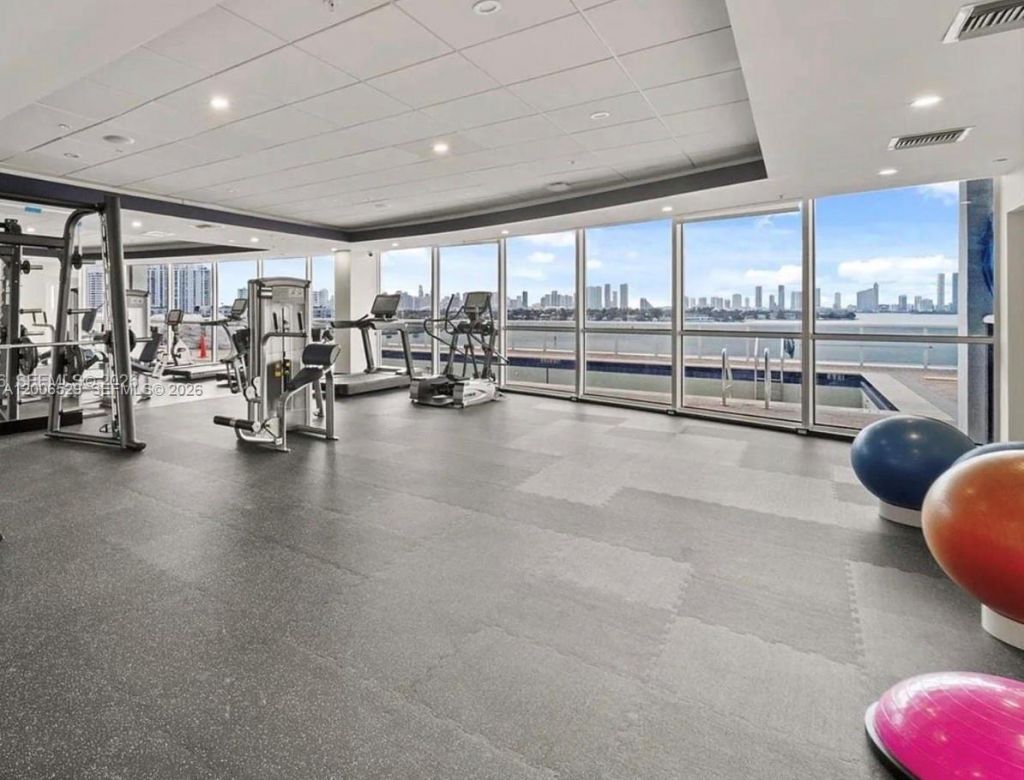 1900 Sunset Harbour Dr, Unit 2008, Miami Beach, FL 33139 Photo