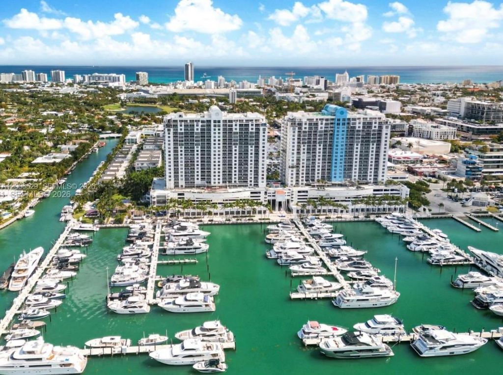 1900 Sunset Harbour Dr, Unit 2008, Miami Beach, FL 33139 Photo