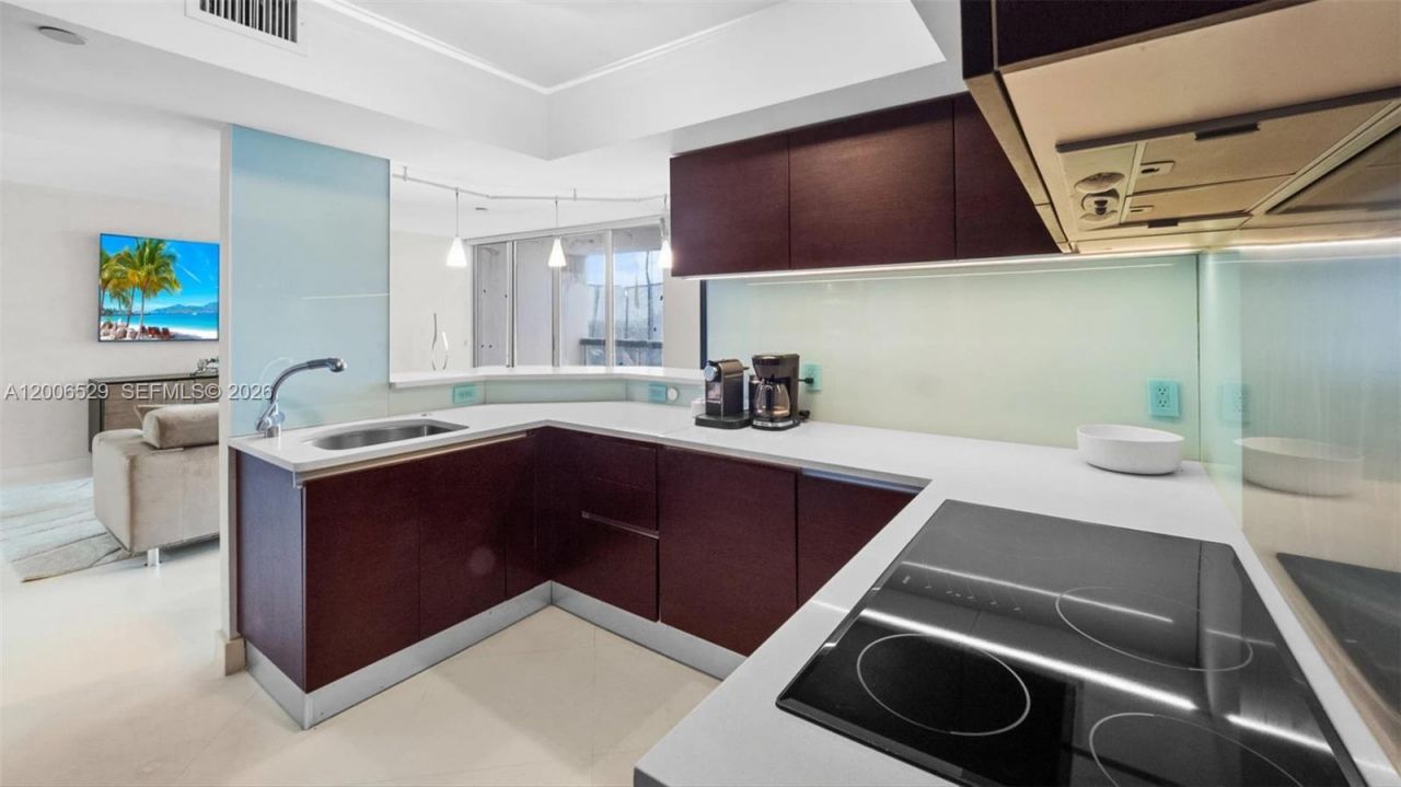 1900 Sunset Harbour Dr, Unit 2008, Miami Beach, FL 33139 Photo