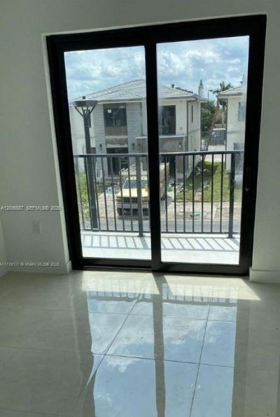 1167 NW 2nd St , Florida City, FL 33034 Photo