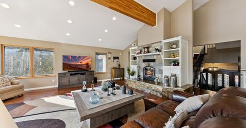2062 Aloha Drive, South Lake Tahoe, CA 96150 Photo