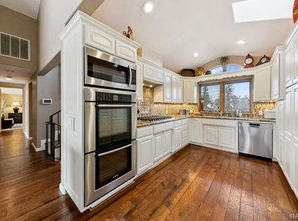2062 Aloha Drive, South Lake Tahoe, CA 96150 Photo