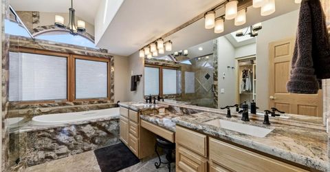 2062 Aloha Drive, South Lake Tahoe, CA 96150 Photo