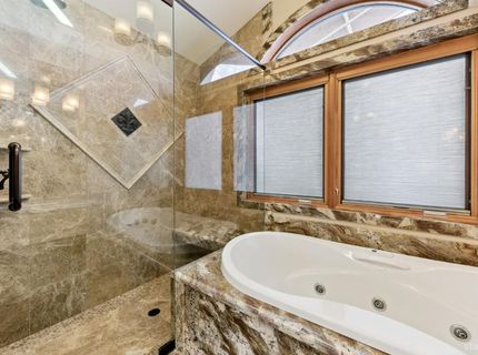 2062 Aloha Drive, South Lake Tahoe, CA 96150 Photo