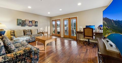 2062 Aloha Drive, South Lake Tahoe, CA 96150 Photo