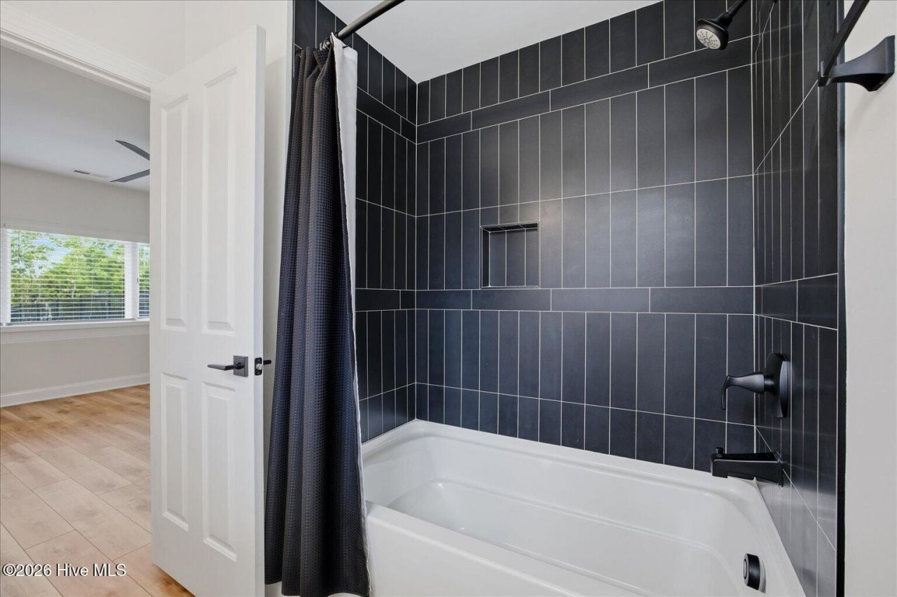 304 Gull Road Photo 32