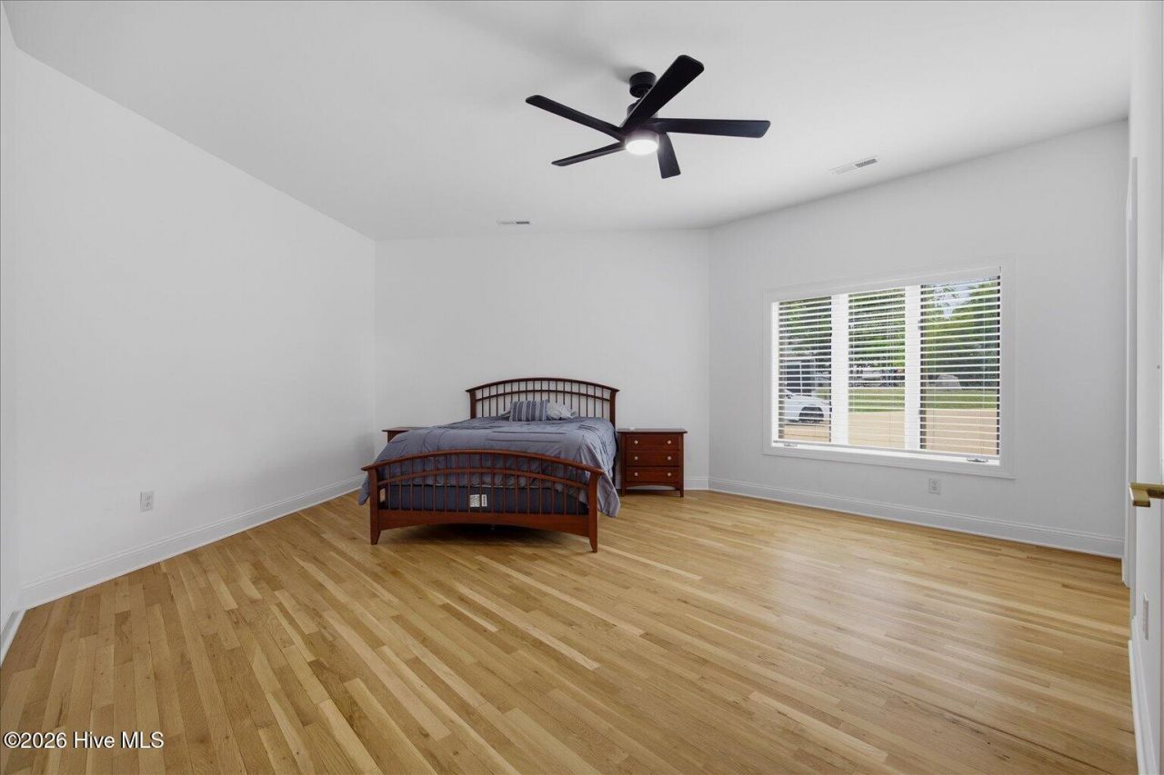 304 Gull Road Photo 37