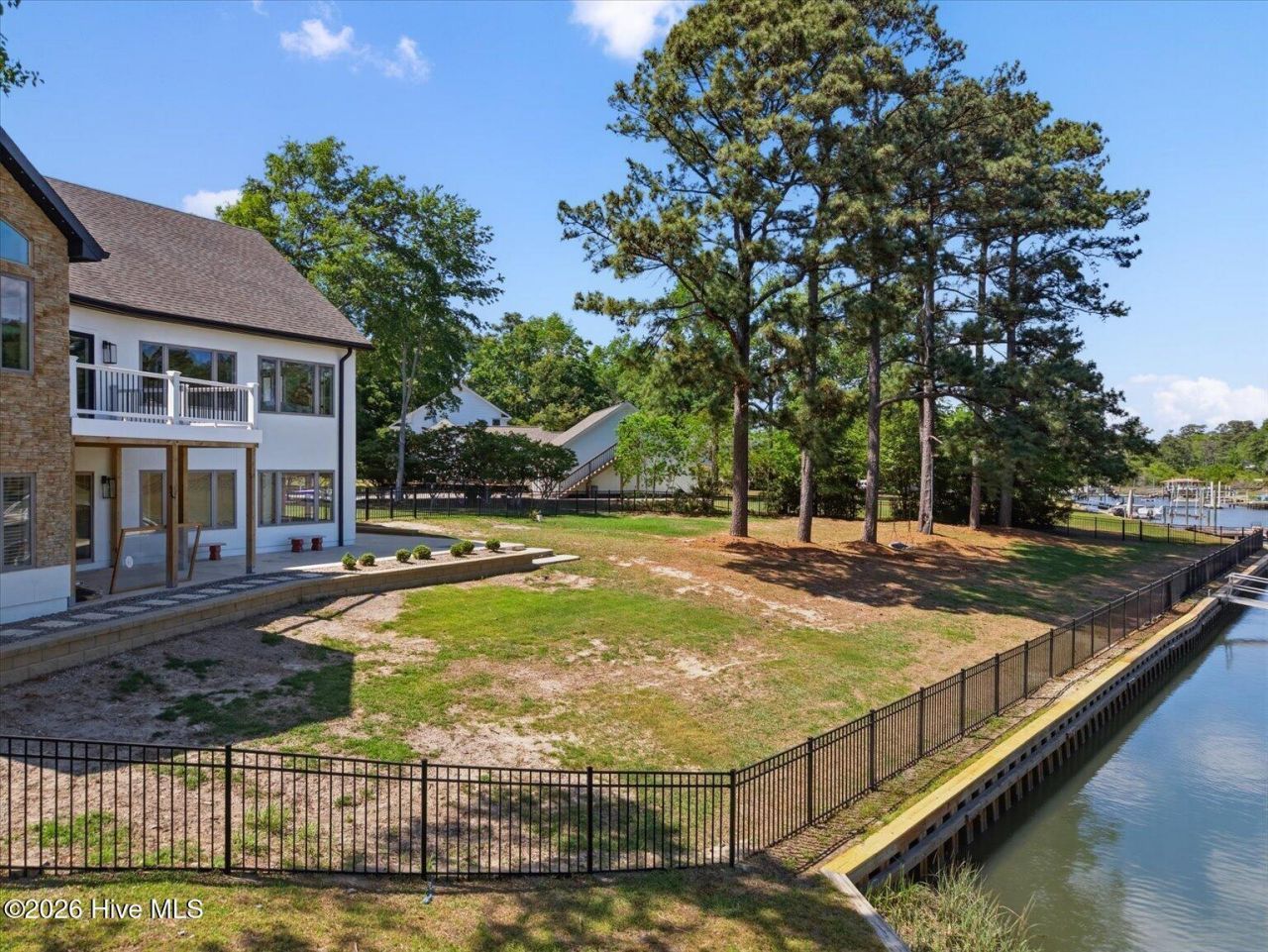 304 Gull Road Photo 43