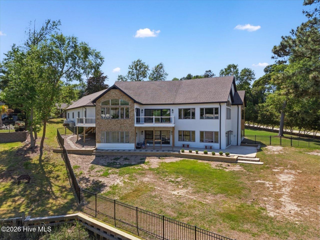 304 Gull Road Photo 44