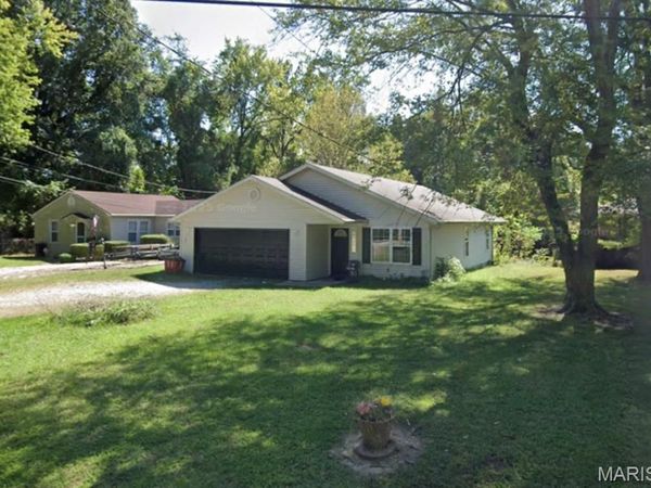 9928 NORTH Road, Fairview Heights, IL 62208