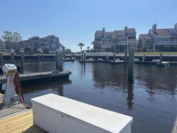 4396 Baldwin Ave. , Little River, SC 29566