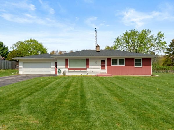 415 Marigold Avenue, Portage, MI 49002
