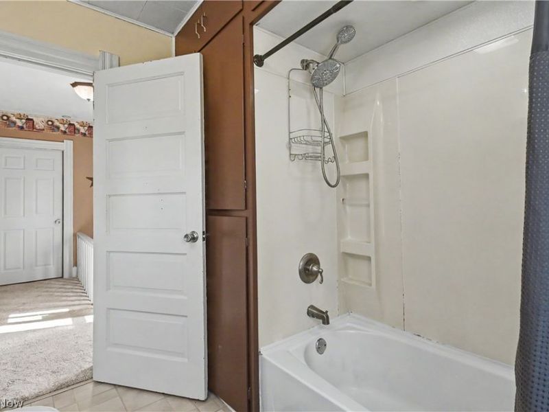 211 W Center Street, Bucyrus, OH 44820 Photo 16