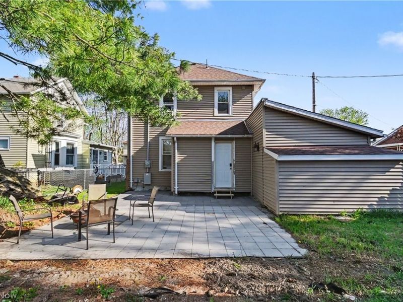 211 W Center Street, Bucyrus, OH 44820 Photo 26