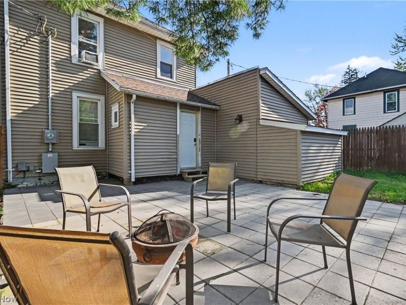 211 W Center Street, Bucyrus, OH 44820 Photo 27