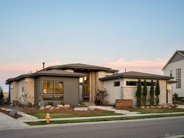 6642 Canyonpoint Road , Castle Pines, CO 80108