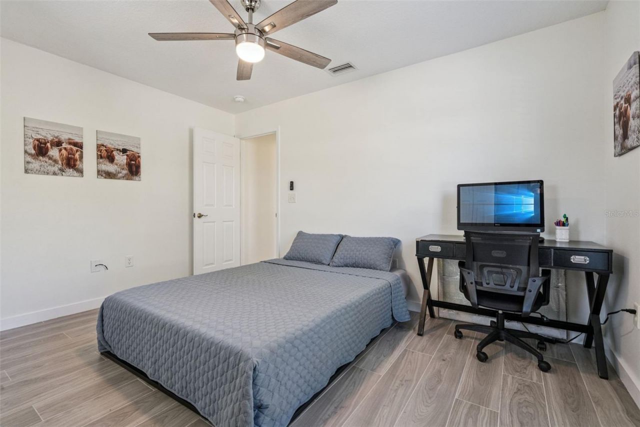20701 County Road 44a , Eustis, FL 32736 Photo