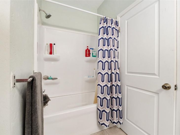 315 NW 28th Street, Gainesville, FL 32607