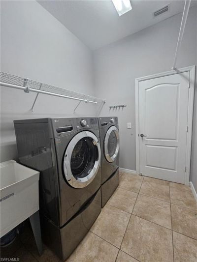 3033 Via Rialto St, Fort Myers, FL 33905 Photo