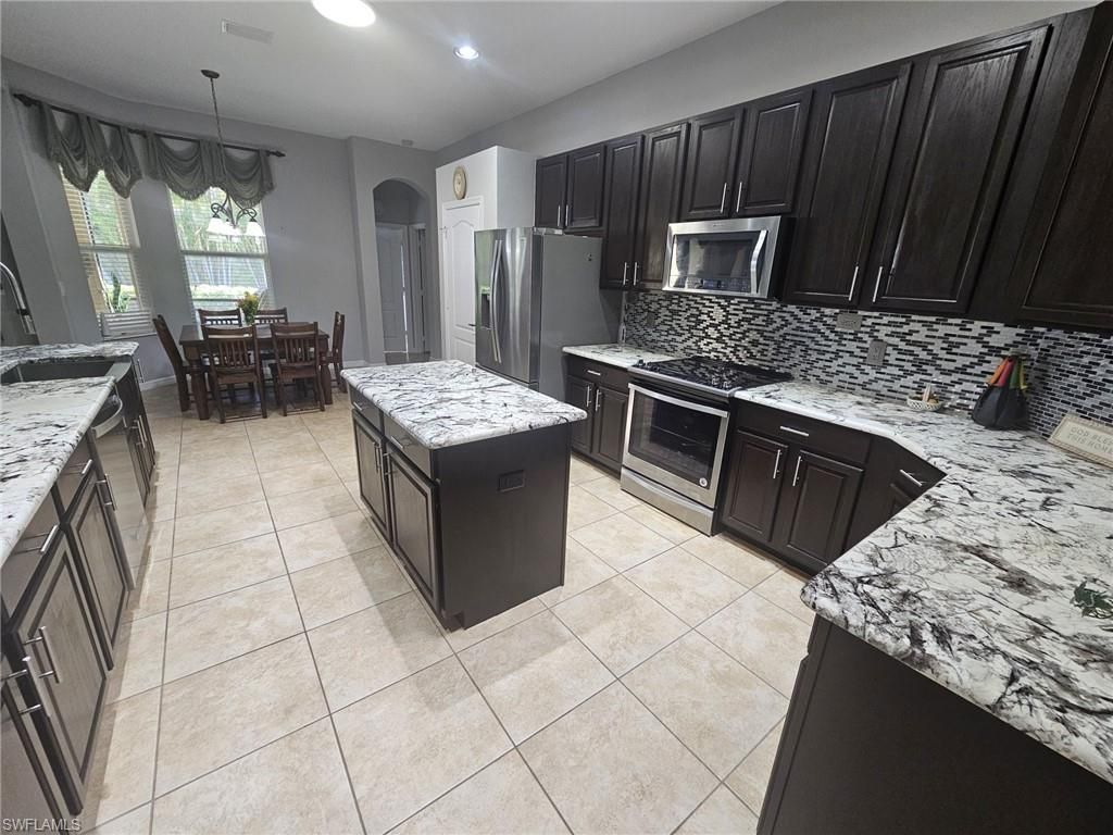 3033 Via Rialto St, Fort Myers, FL 33905 Photo