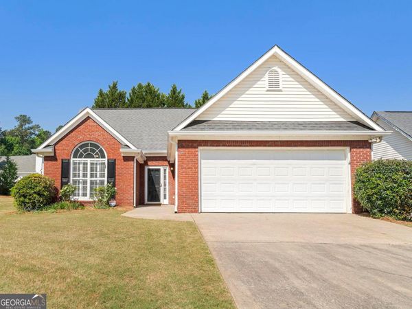 295 Cloverwood Drive, Fayetteville, GA 30215