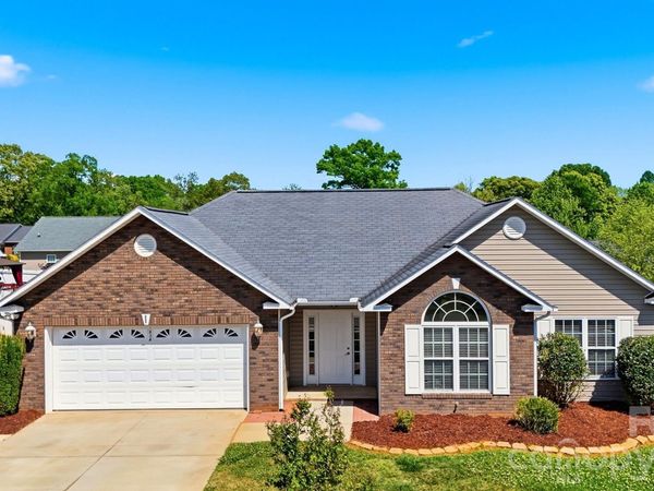 1834 Terrain Drive NW, Conover, NC 28613