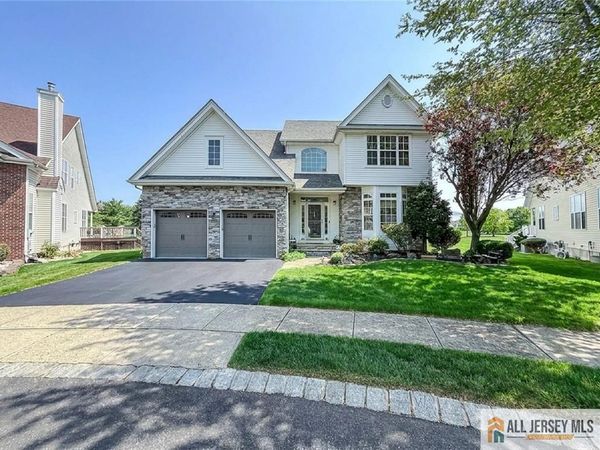 16 Tryall Boulevard, Monroe Township, NJ 08831