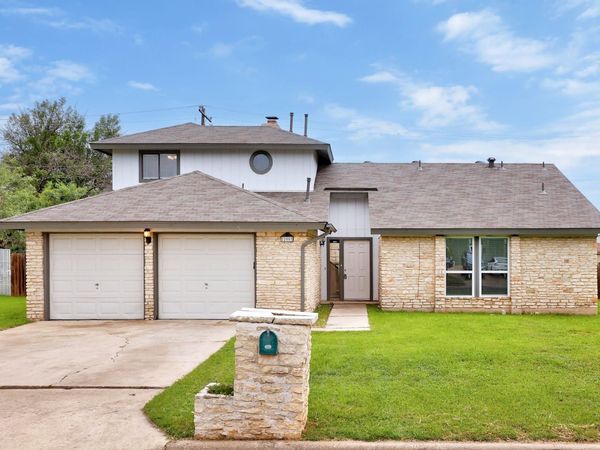 200 Woodmont DR, Georgetown, TX 78628