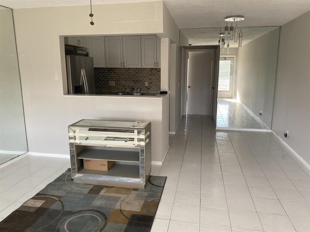 71 Easthampton, Unit C, West Palm Beach, FL 33417 Photo